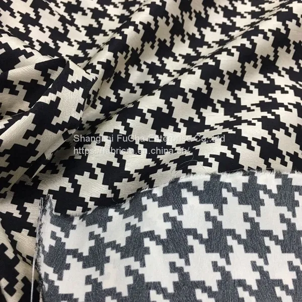 65%polyester 35%cotton Poplin Fabric 45s 110*76 100gsm for Shirt photo-2