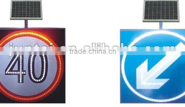 SOLAR POWERED LED TRAFFIC SIGN