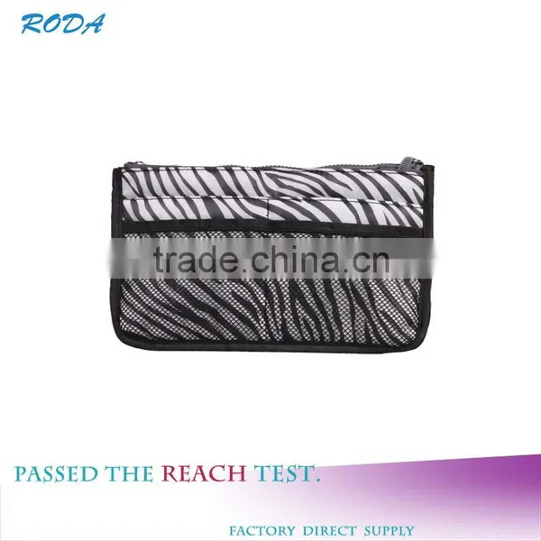 2015 Fashion Style 600D Fabric Foldable Printed Travel Cosmetic Bag photo-3