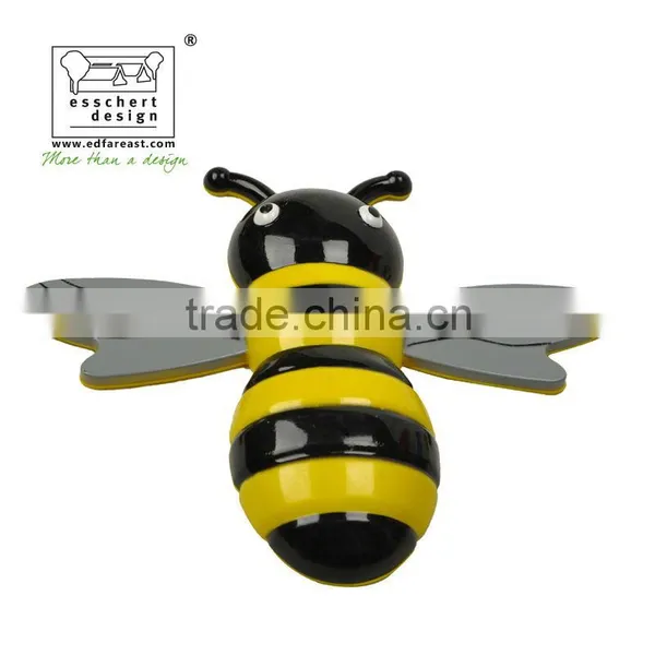 Designed Hand Painted Bee Shape Plastic Window Thermometer