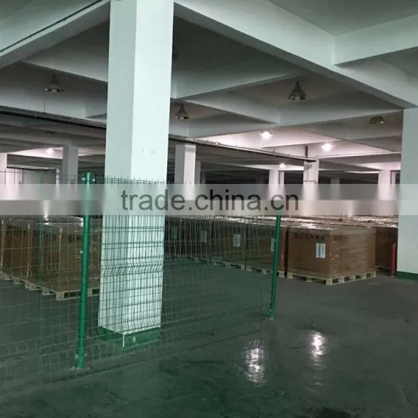 A Grade 250-265W 300-315W Solar Panels Stock photo-6
