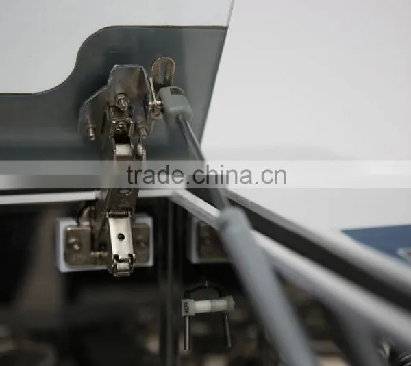 LCD Digital Laboratory Incubator Shaker photo-4