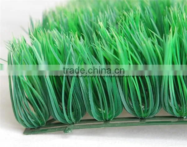 UV Rated and Fireproof Artificial Thin Grass Turf Artificial Grass Mat photo-2