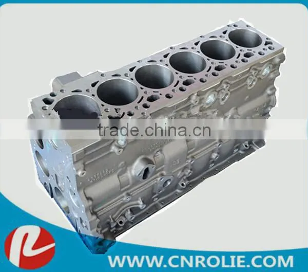 Truck Engine Parts CUMINS ISDE Engine Cylinder Block