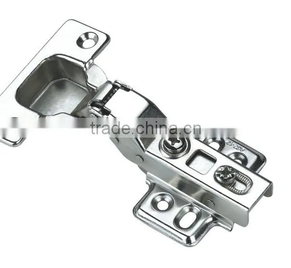 SELF CLOSING HINGE