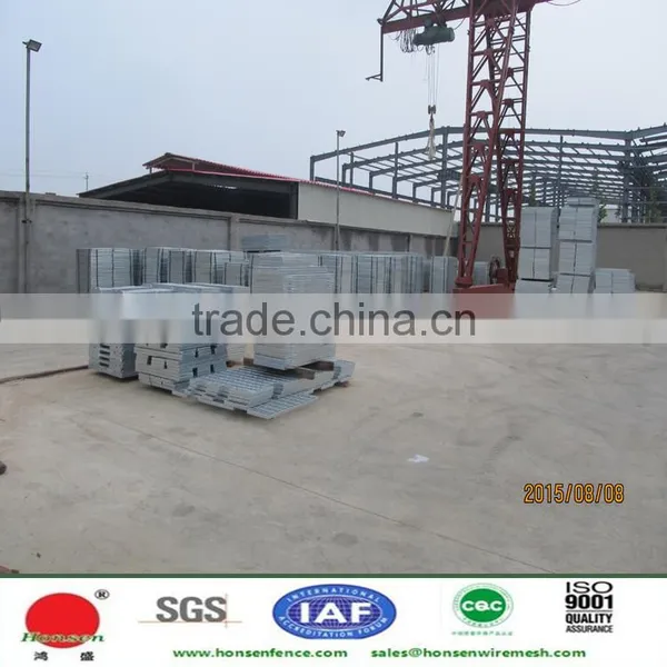 (ISO 9001)hot Dip Galvanized Serrated Steel Bar Grating Factory photo-3