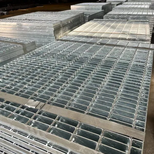 Hot Dip Galvanised Steel Grating Sheet photo-2