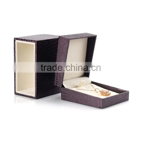 Custom High End Plastic Leather Jewelry Ring Box photo-2
