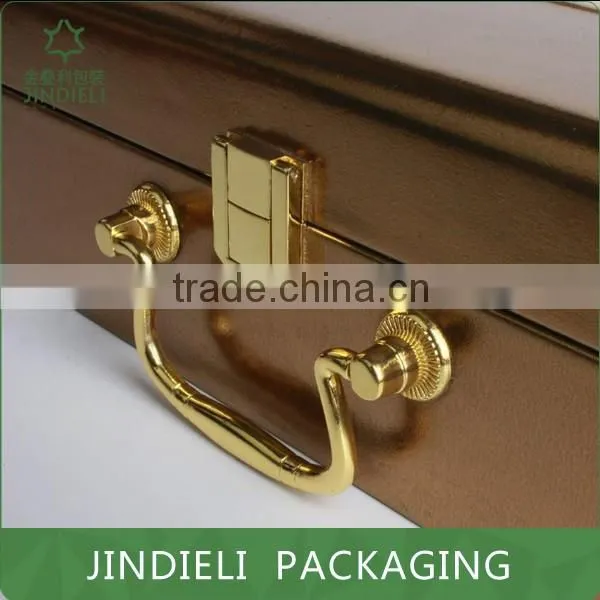 Embroidery Design Brown Cosmetic Box Packaging photo-5