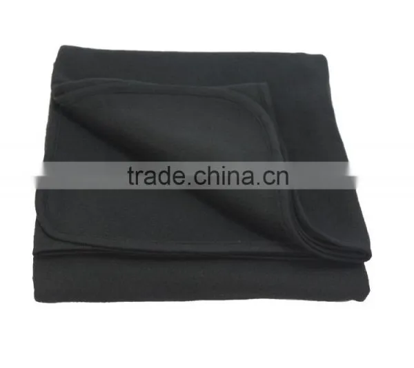 Black Snuggling Air Conditioner Blanket With a Hooked Bag photo-2