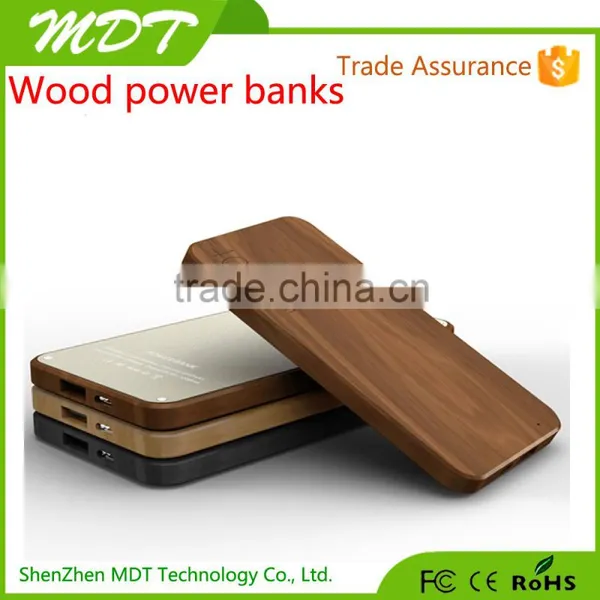 Universal Larger Capacity Wooden or Bamboo Portable Power Bank Station 200000 Mah photo-2