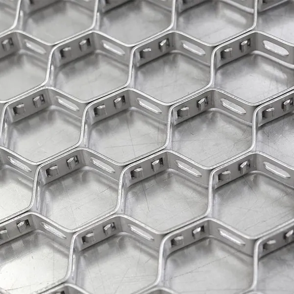 SS304H Sechseckiges Metallnetz-Hersteller, Schalentyp, Verbindungsloch, Hexmetal, Tiefe 19MM, Kraftwerksleitungen