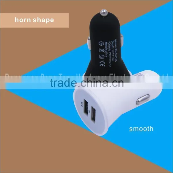 High Quality Auto Universal Dual USB Car Charger for IPhone Samsung HTC LG Sony Huawei Xiaomi 5V 2.1A Short Circuit Protection photo-4
