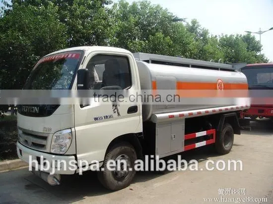 Hot Selling China Foton Oil Tanker Truck ,small Oil Delivery Truck for Sale photo-3
