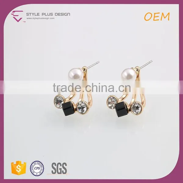 E78055I01 STYLE PLUS Gold Plate Pearl Design Glass Stone Stud Earrings Black and White Earrings From Forever 21 Series photo-3