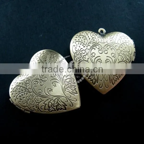 39mm Big Flower Heart Shape Vintage Style Antiqued Bronze Flower Photo Locket DIY Pendant Charm Jewelry Supplies 1131052 photo-2