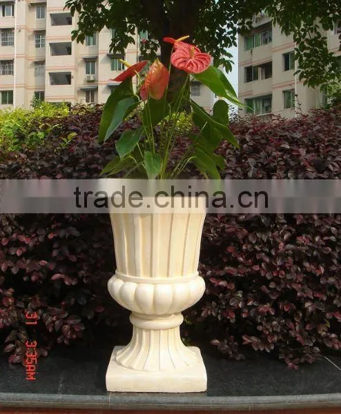 Garden Flower Urn photo-2