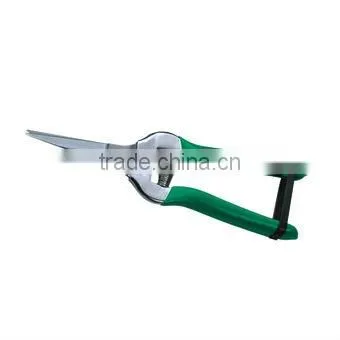 BY-PASS PRUNER