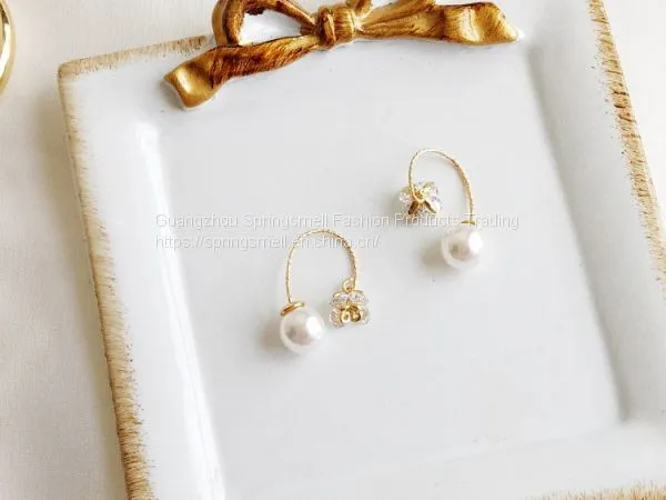 Exquisite Earrings Handmade Gold-plated Solid Zircon Flower Earrings photo-3