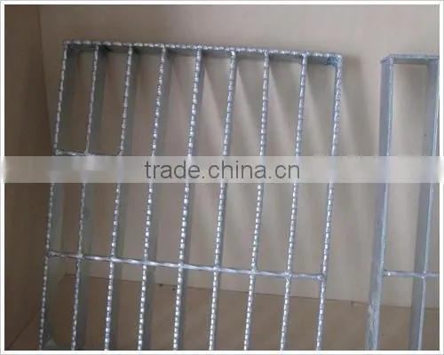 Tailor Made Electroforged Fabricated Grating Panels photo-3