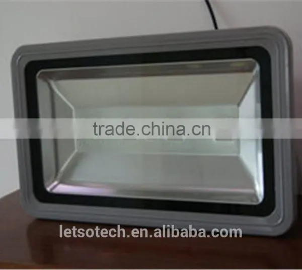 2016 High Quality Factory Price IP65 Cob Led Flood Light Outdoor Led Flood Light With CE &ROHS Warm White 3 Years Warranty photo-3