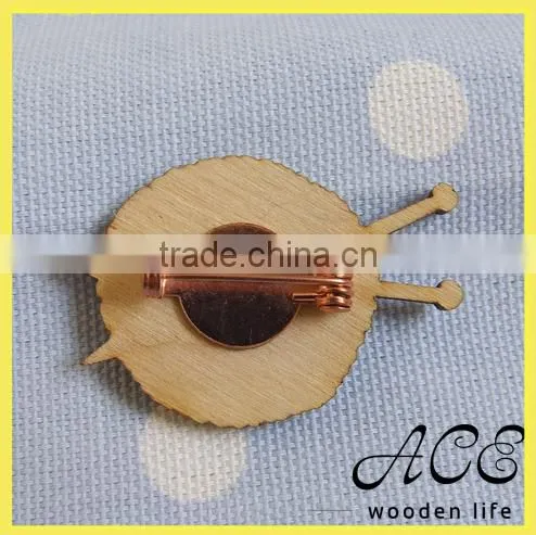 Wooden Wool Cute Badge photo-2