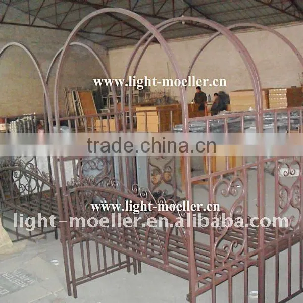 Garden Arch With Bench LMGRB-510P03