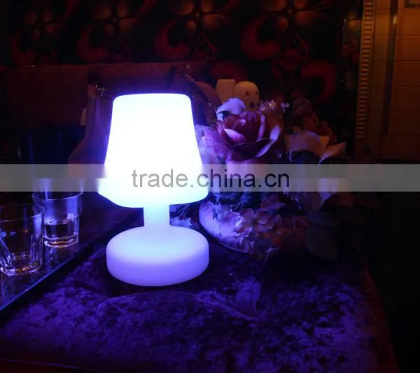 Plastic Rechargeable Led Table Lamp With CE and ROHS photo-3