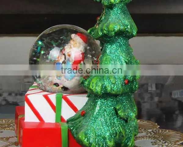 High-end Decoration Snow Globe Polyresin Snow Globe With Music Box photo-3