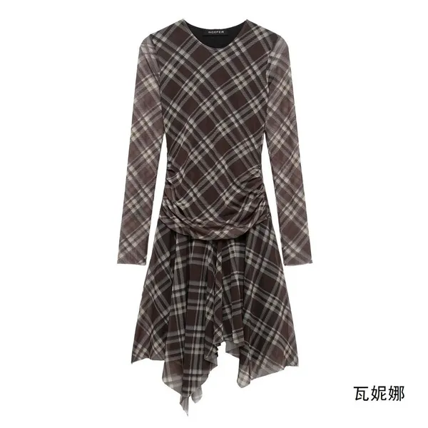 European and American Women's Fashion Checkered Pleated Chiffon Irregular Long-sleeved Dress and Short Skirt photo-2