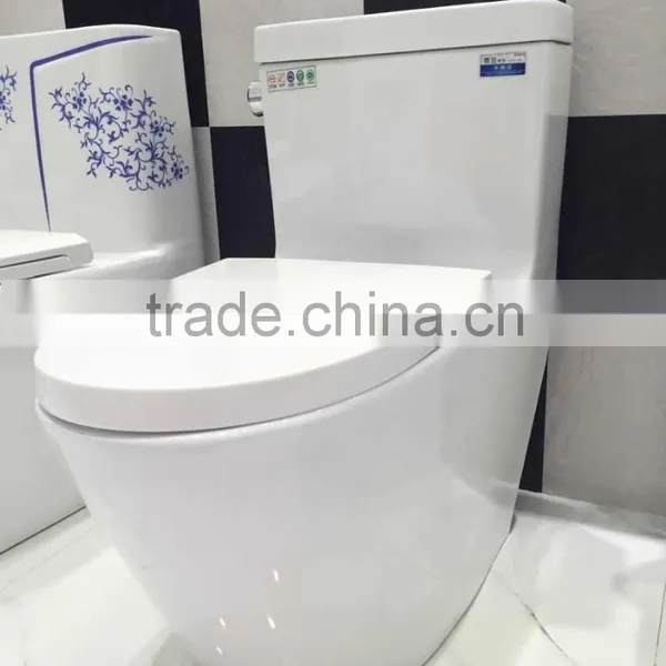 YL-1001 Popular Bathroom Ceramic Sanitary Ware wc Siphonic Toilet photo-2