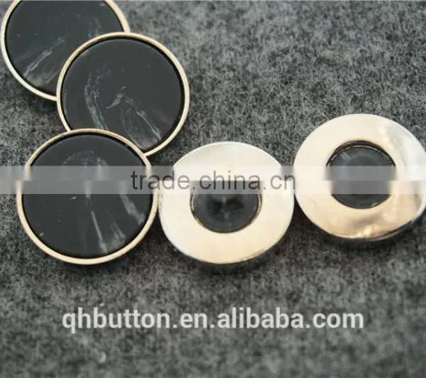METAL MATT RESIN BUTTON FOR COAT photo-3