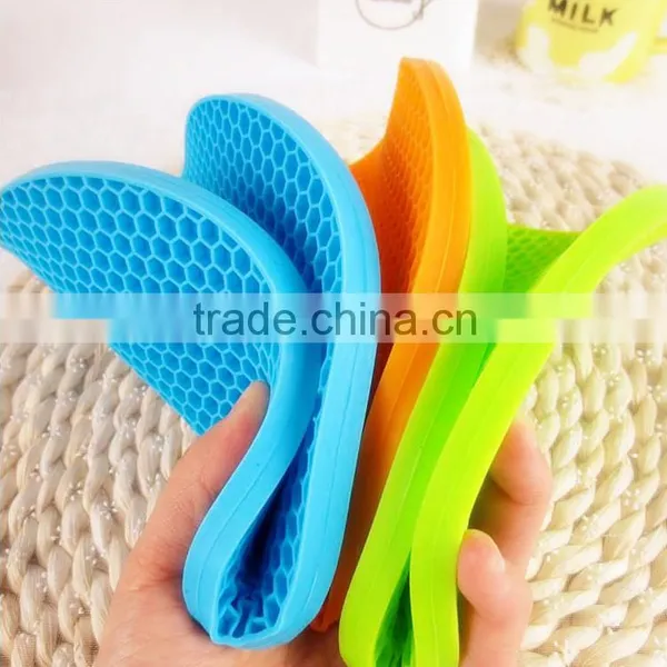 100% Food Grade Heat Resistant Reusable Silicone Hot Pot Holder photo-2