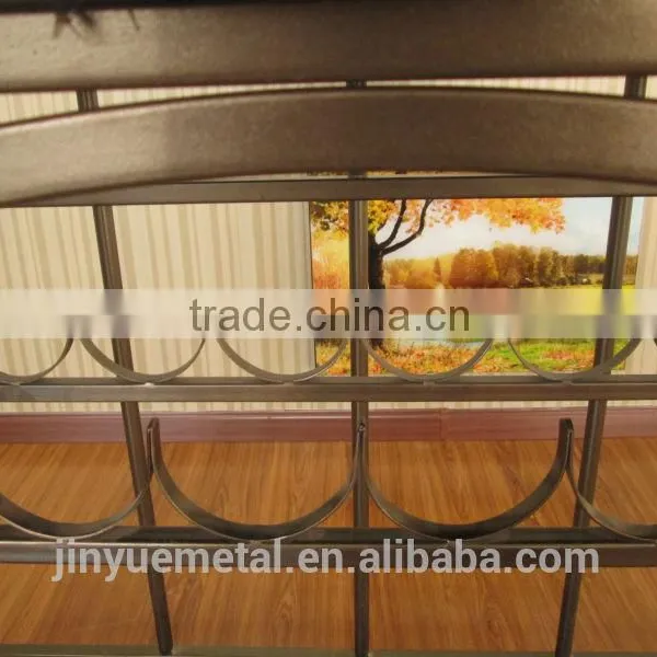 Metal Multi Use Display Rack photo-4