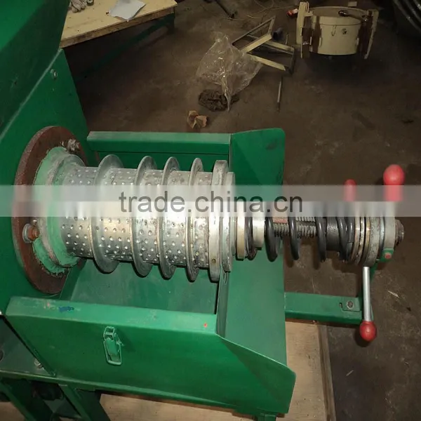 CE Approved Malaysia Screw Type Extracting Crude Palm Fruit Oil Mill photo-4