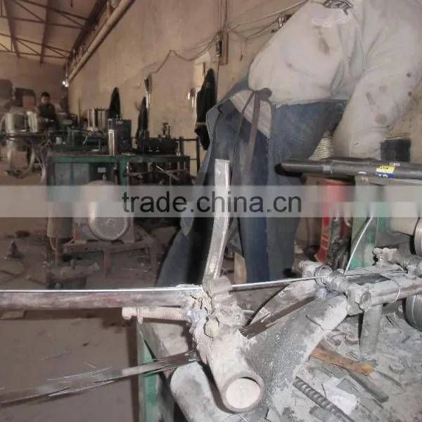 High Quality Security Single CBT-65 Iron Razor Barb Wire for Sale photo-6