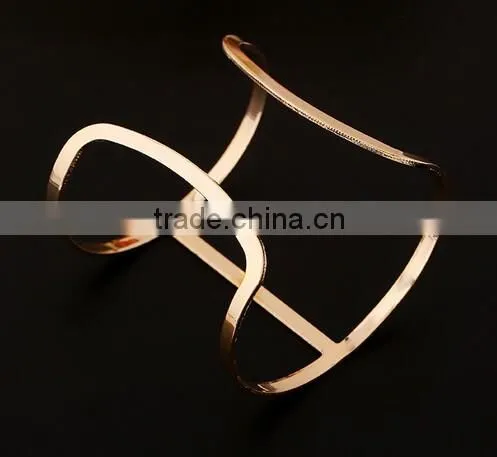 Vintage Gold Stainless Steel Texture Lines Open Cuff Bracelet Bangle for Women photo-3