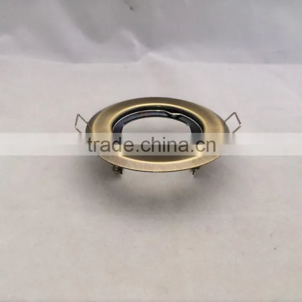 Aluminum Gu10 MR16 Lamp Holder for Ceiling Lamp photo-3