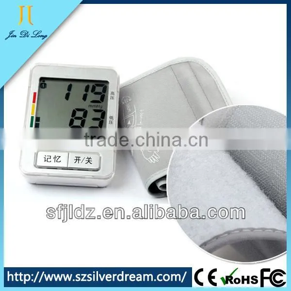 Wrist Watch Blood Pressure Monitor Type Of Arm Set Digital Wrist Watch photo-2