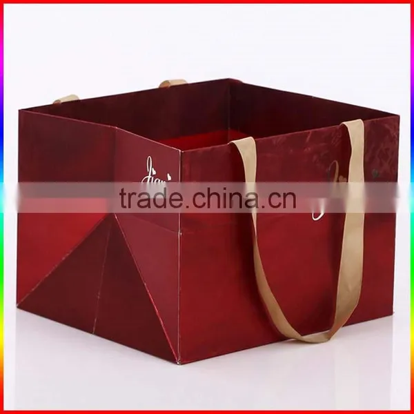 Dark Red Gold Square Paper Bag With Rope photo-2