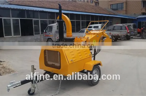 New Design High Efficiency Honda Engine Wood Chipper photo-3