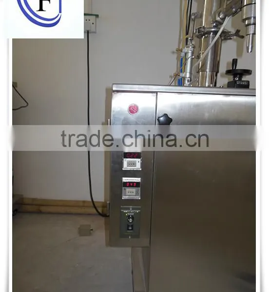 Vertical Type Constant Temperature Liquid Wax Filling Machine With Mixer and Hopper photo-2