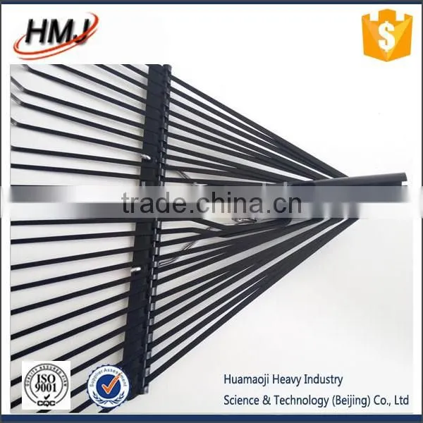 Light Weight Durable Carbon Steel Garden Leaf Rake photo-2