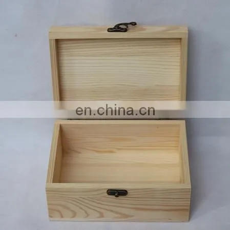 Rectangular square or round wooden gift packing box