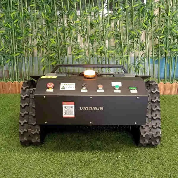 Wireless Industrial Tracked Weeding Machine VTLM600 Brushless Motor Loncin 224cc Gas Engine Remote Control Steep Slopes Factory photo-2