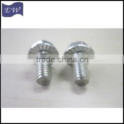 Steel or Stainless Steel Flange Bolts M8X16(DIN6921) photo-2