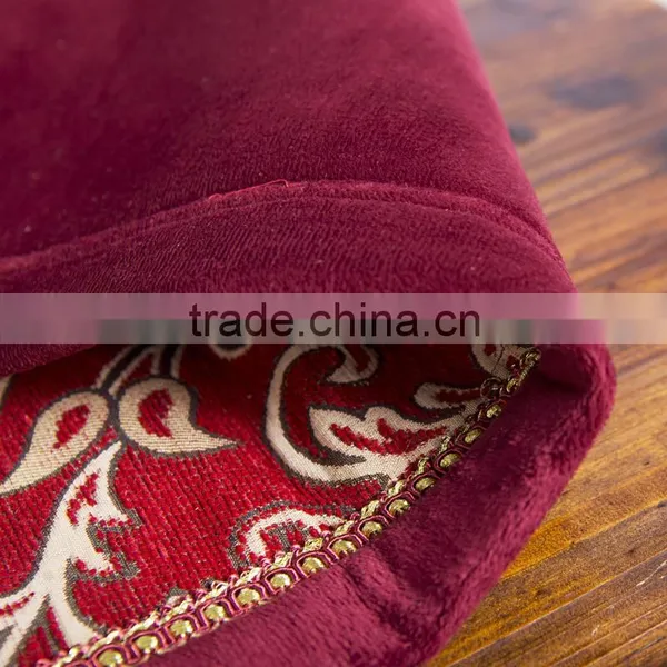 New Design Luxury Applique Style Tassel Velvet Table Runner photo-3