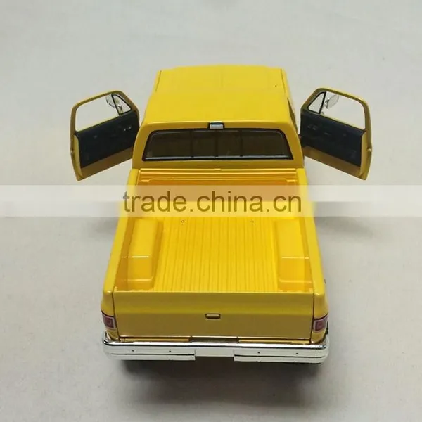 Die Cast Model Car 1 24 photo-2