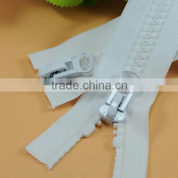 2 Way Open End Auto Lock Ykk Heavy Duty Plastic Zipper photo-5
