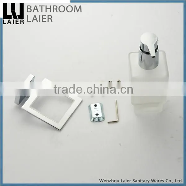 Simple Understated Design Zinc Alloy Chrome Finishing Bathroom Accessories Wall Mounted Soap Dispenser photo-5